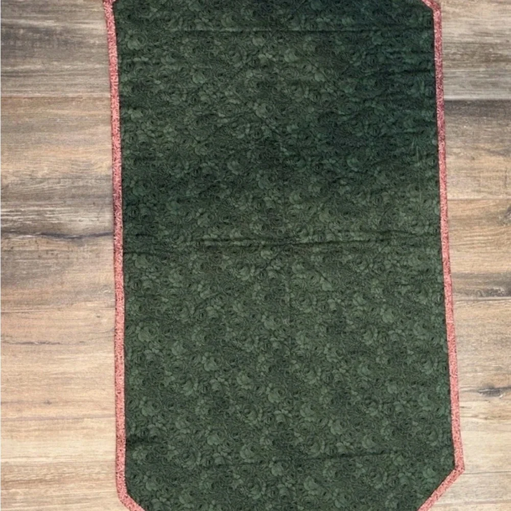 Vintage Geometric Table Runner Butterflies & 4 Napkins